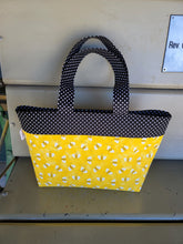 Load image into Gallery viewer, Bee Tote Bag