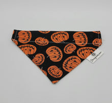 Load image into Gallery viewer, Reversible Halloween Cat Bandana
