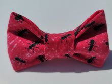 Load image into Gallery viewer, Black Ant Bow