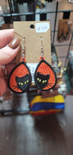 Load image into Gallery viewer, Kitty cat earrings
