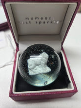 Load image into Gallery viewer, German marble lion
