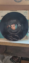 Load image into Gallery viewer, 1967 U.S. RCA Victor 45 picture sleeve, 47-9115, &quot;Elvis sings That&#39;s Someone You Never Forget&quot;
