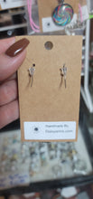 Load image into Gallery viewer, Kitty cat earrings
