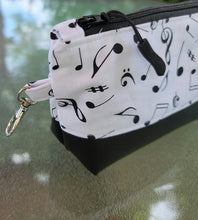 Load image into Gallery viewer, Music Note  Snack Pouch

