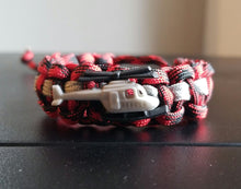Load image into Gallery viewer, Helicopter Paracord Bracelet
