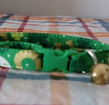 Load image into Gallery viewer, St Patrick&#39;s Day Cat Collar
